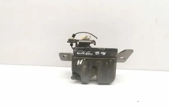 Mazda 626 Tailgate/trunk/boot lock/catch/latch