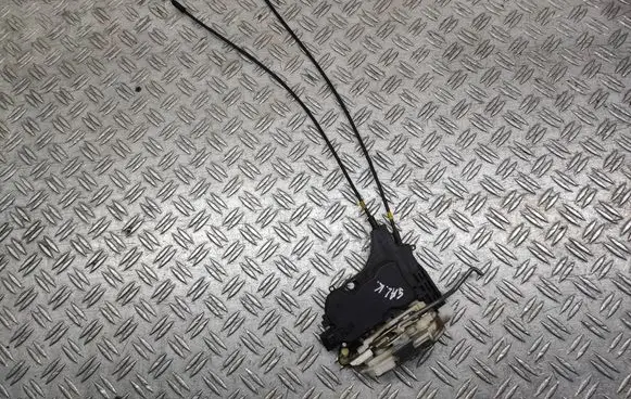 Mitsubishi Lancer VIII Rear door lock 
