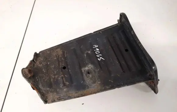 Lexus GS 300 350 430 450H Front bumper mounting bracket