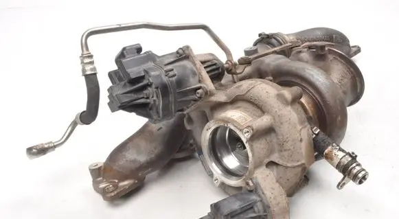 BMW 7 G11 G12 Turbo 8657717