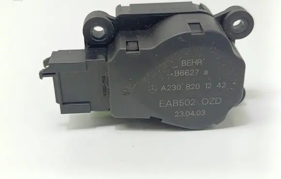 Mercedes-Benz E W211 Air flap motor/actuator A2308201242