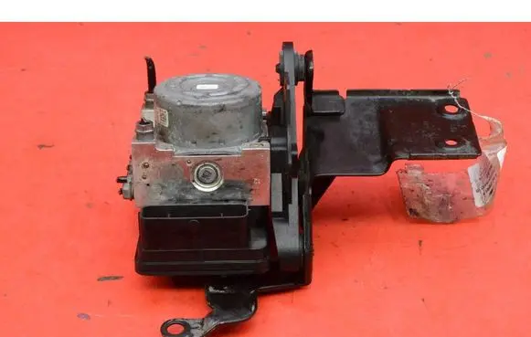 Skoda Octavia Mk3 (5E) ABS Pump 5Q0614517EQ