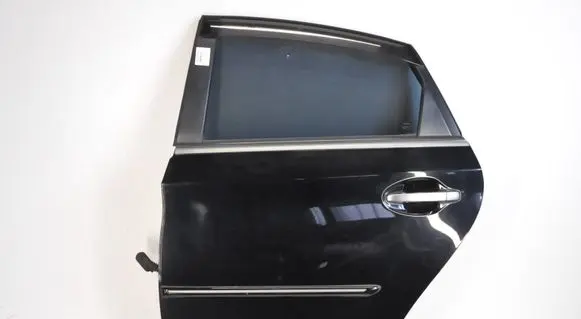 Toyota Prius (XW30) Rear door 