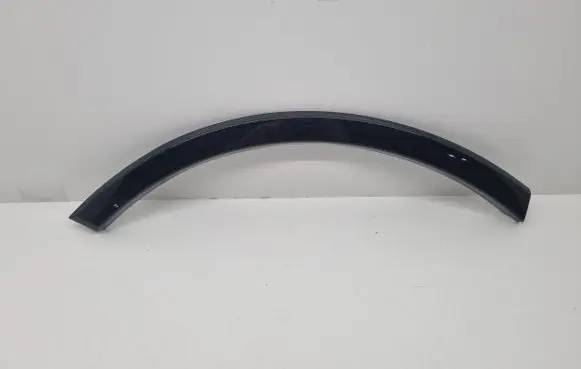 Audi Q7 4M Rear arch 4M0853818H
