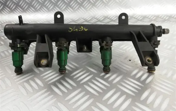 Renault Laguna III Fuel main line pipe 9628982980D