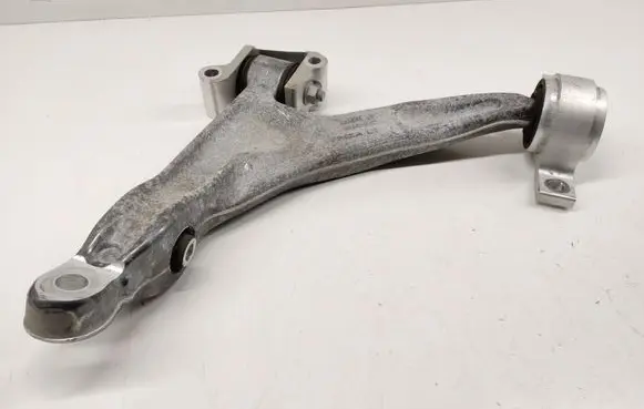 Volvo V60 Front lower control arm/wishbone