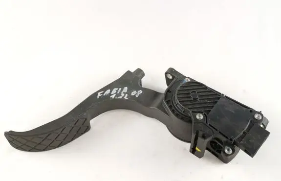 Skoda Fabia Mk2 (5J) Accelerator throttle pedal 0280755063