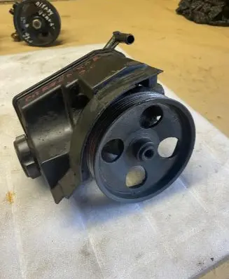 Citroen Xsara Picasso Power steering pump