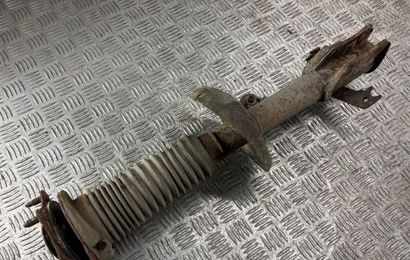Honda CR-V Front shock absorber with coil spring