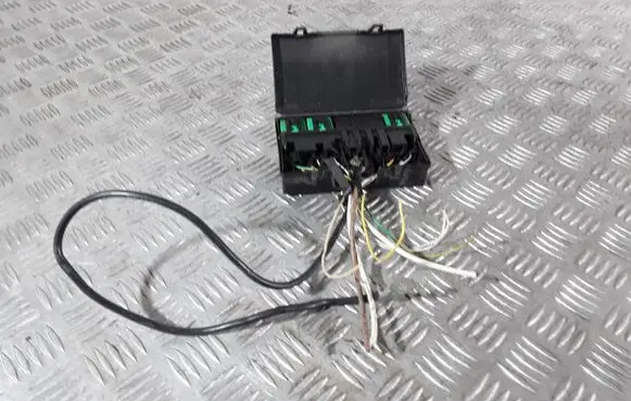 Peugeot 607 Fuse module 9632229480 97086100