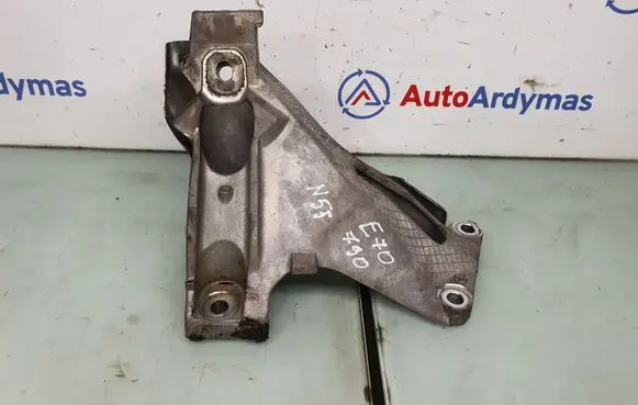 BMW X5 E70 Engine mounting bracket 6797921 6797920 22116797920