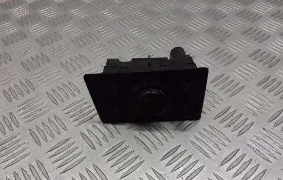 Opel Zafira B Light switch 13205868