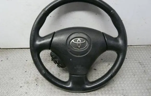 Toyota Corolla Verso E121 Steering wheel
