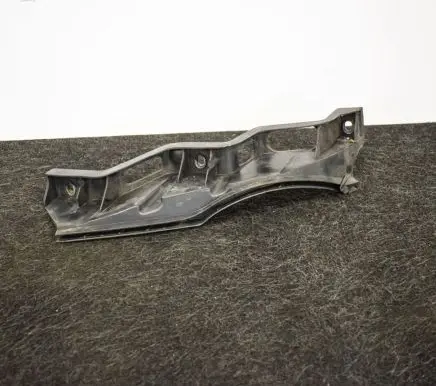 Volkswagen PASSAT B6 Front bumper mounting bracket 3C0807890