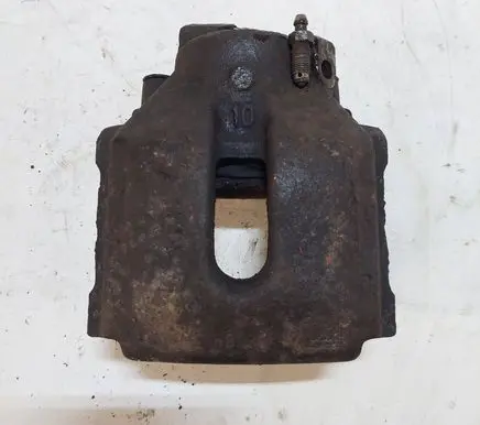BMW 5 E39 Front brake caliper