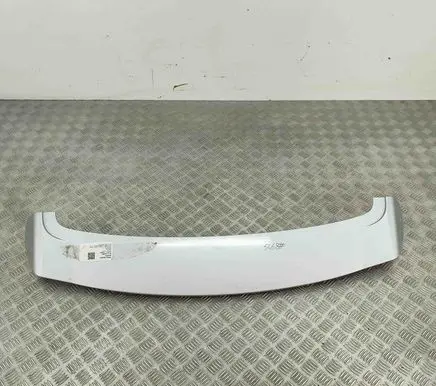 Hyundai Santa Fe Tailgate/trunk spoiler 572112W300 872102W300