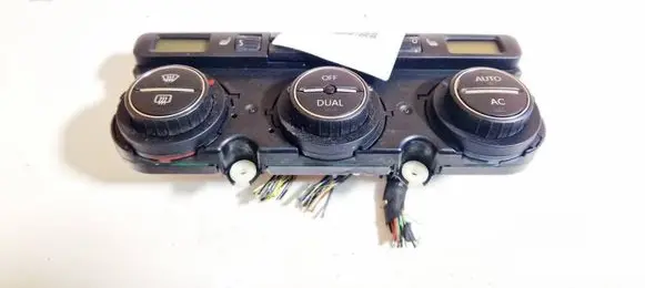 Volkswagen PASSAT B6 Climate control unit