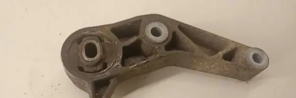 Opel Corsa C Gearbox mounting bracket 9227883