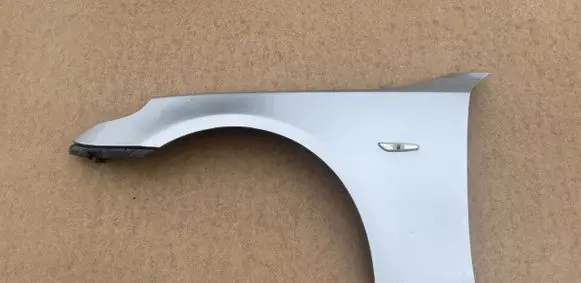 BMW 5 E60 E61 Fender