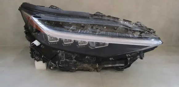 Toyota bZ4X Headlight/headlamp