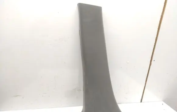 Mazda 5 (B) pillar trim (bottom) C23568230
