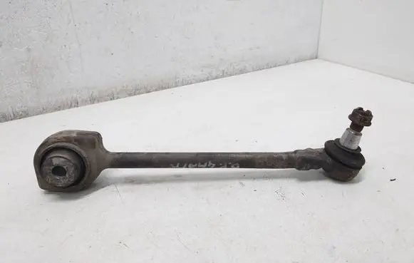Mercedes-Benz C W204 Front control arm A2043303011 2043303011