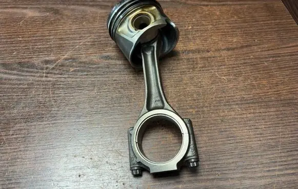 Volkswagen Crafter Piston 03L107065P 03L107065AG