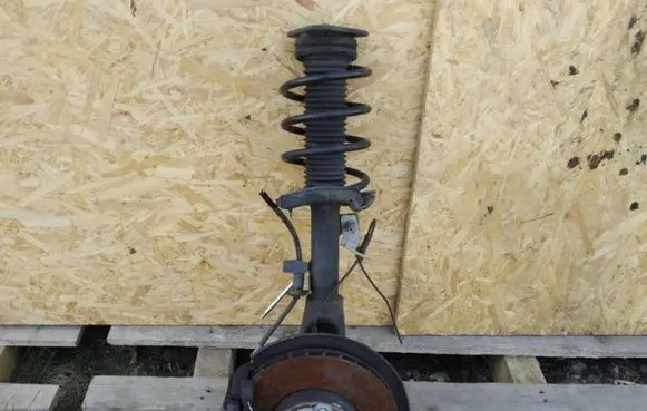 Ford Focus Front wheel hub spindle knuckle BV6118K001-AAC