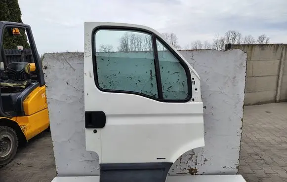 Iveco Daily 35 - 40.10 Front door 