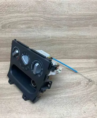 Opel Agila A Climate control unit 3946051K10