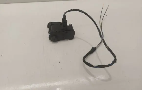 Skoda Octavia Mk3 (5E) Fuel tank cap lock 7P0810773D