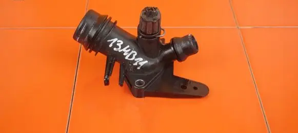 Volvo S80 Thermostat/thermostat housing 30751954 D5244T14
