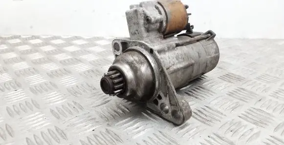 Volkswagen Touran II Starter motor 02Z911024K