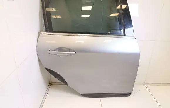 Peugeot 2008 I Rear door