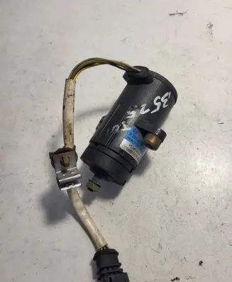Audi A4 S4 B5 8D Accelerator pedal position sensor 028907475AL 0281002289 962400004