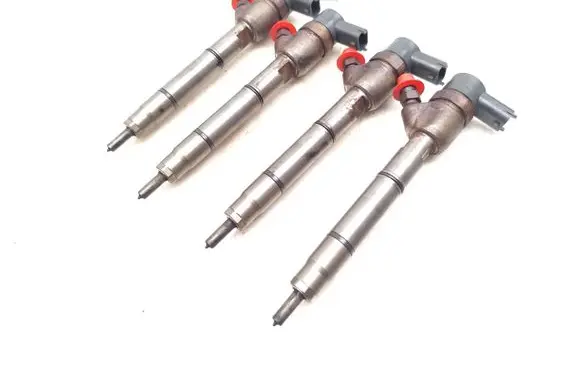 KIA Ceed Fuel injectors set 338002A900 0445110320