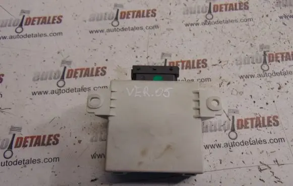 Toyota Corolla Verso AR10 Window wiper relay 150696