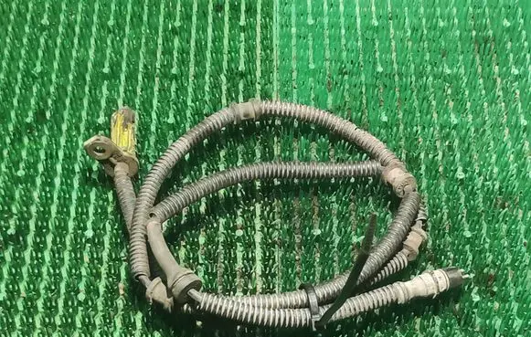 Nissan Interstar ABS brake wheel speed sensor 82002741801