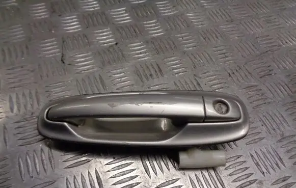 Chevrolet Lacetti Front door exterior handle/bracket 