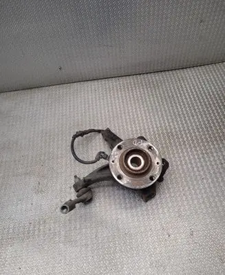 Opel Mokka B Front wheel hub