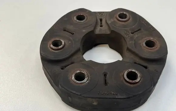 BMW 5 GT F07 Rear prop shaft donut coupling/joint 7546426