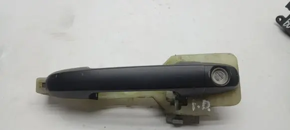 Hyundai i30 Front door exterior handle 