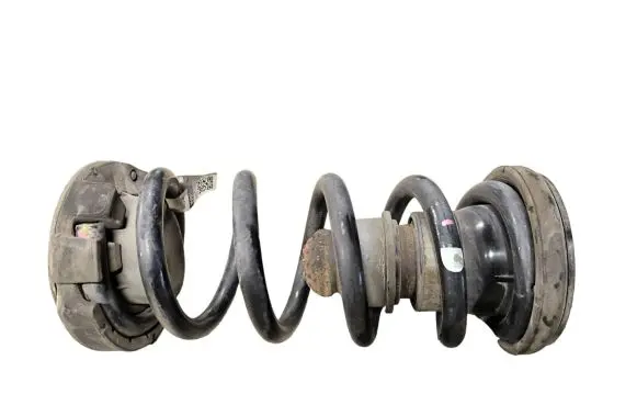 Chrysler Pacifica Rear coil spring P68231026AA 68231026AA