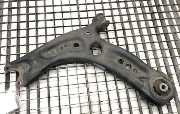Volkswagen Golf VII Front control arm 5Q0407151J