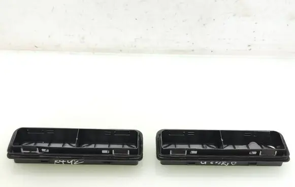 Skoda Fabia Mk4 (6VA) Quarter panel pressure vent 6V0819465B