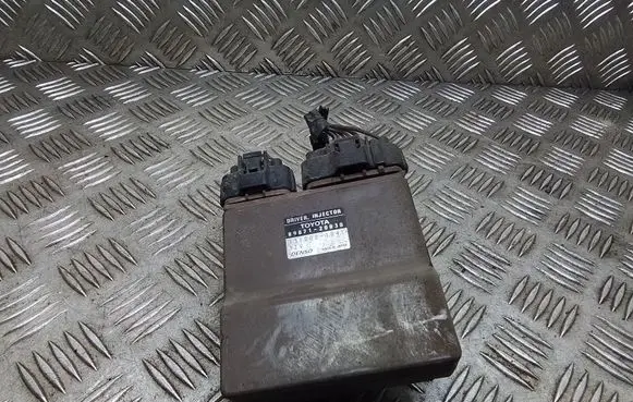 Toyota Corolla Verso E121 Fuel injection control unit/module 8987120030 1310001041