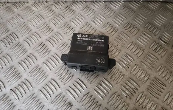 Seat Leon (1P) Gateway control module 1K0907530L 1K0907951