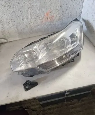 Citroen C5 Headlight/headlamp 9684845580 89901888 89902486