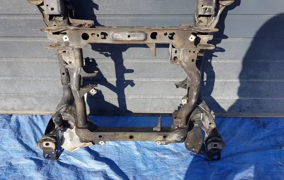 Mercedes-Benz ML W166 Front subframe ABBN1663302000 1663302000