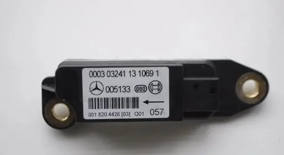 Mercedes-Benz CLK A209 C209 Airbag deployment crash/impact sensor 0018204426
